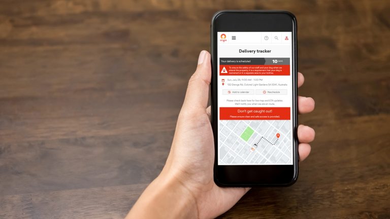 lpg-delivery-tracking-screen-on-mobile